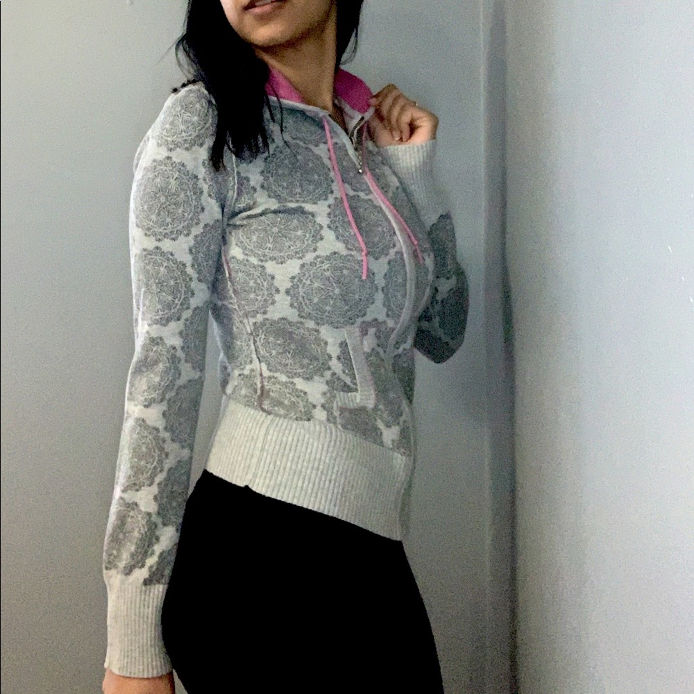 ❄️ Pink & Grey Snowflake Zip-Up Sweater
